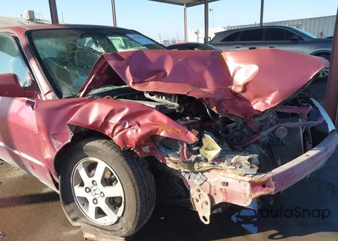 2000 Honda Accord 2.3 Se from USA, damaged, VIN JHMCG669XYC020878